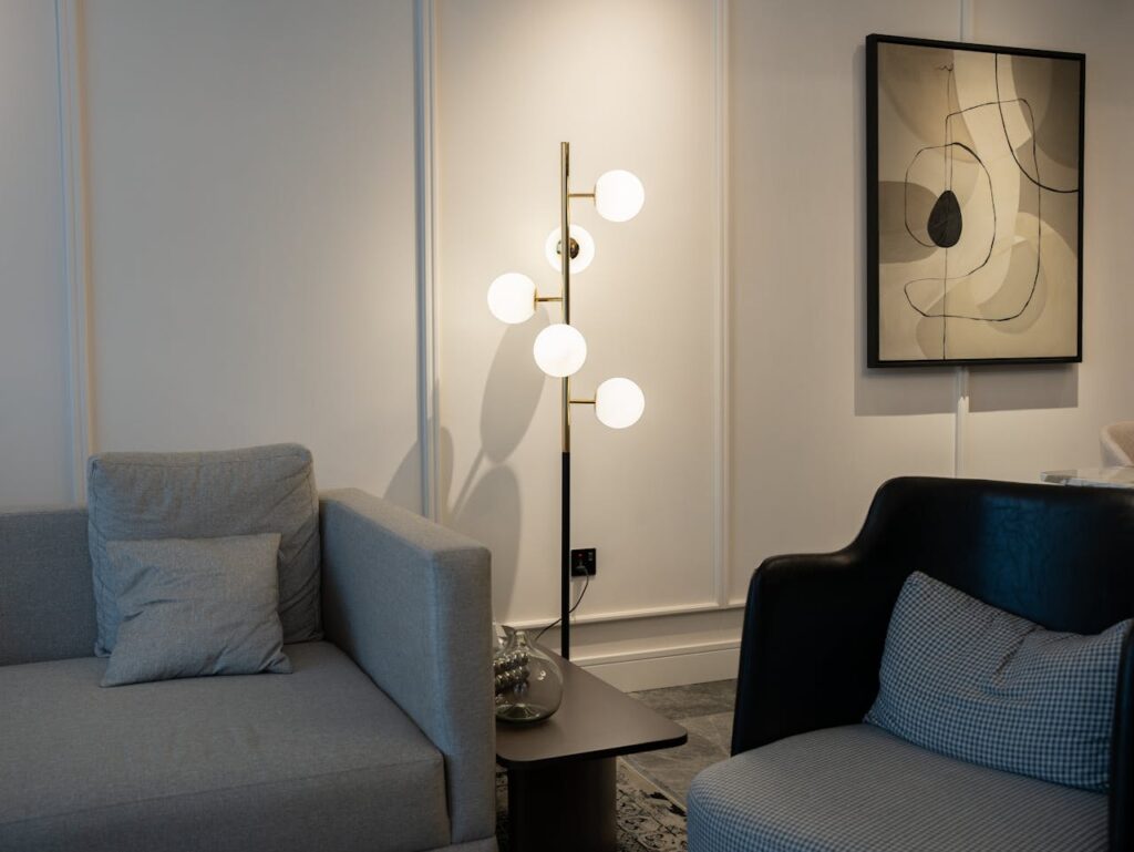 Lampy geometryczne – mocny akcent do wnętrza